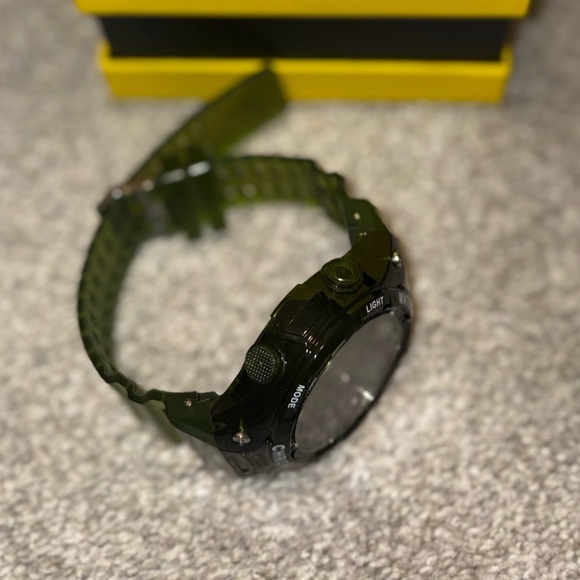 Invicta Other - INVICTA Invicta Racing Men
52mm Plastic Dark Green Black dial